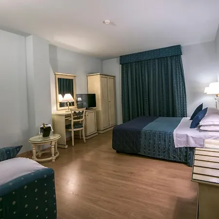 Marchi Hotel 4*